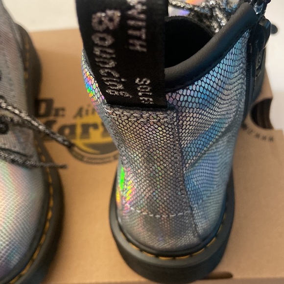 Dr Martens boots - Picture 6 of 13